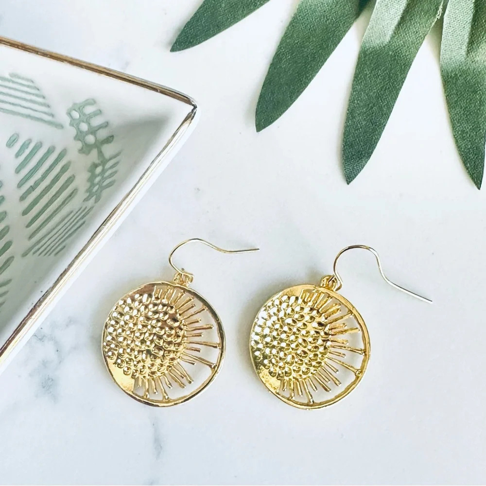 2/$30🌵Vintage Style Bright Gold Sun Rays Sunshine Earrings Jewelry Bohemian NEW
